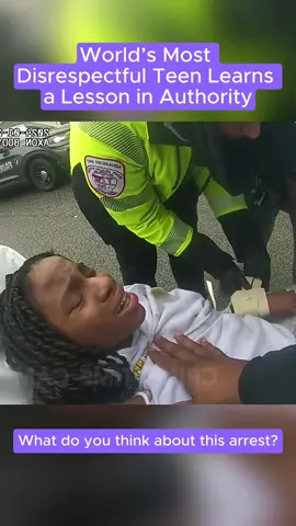 High-Intensity Scene!Police Confront Dangerous Suspect Head-On#policeofficer #cops #cop #foryou #police #fyp 