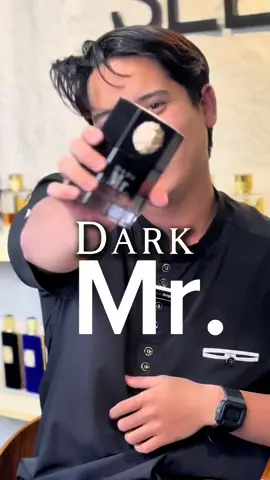 Dark Mr. By sellion.. 🔥🔥 perfume untk lelaki yang gentleman😎😎 berminat boleh tekan link kita kat bawah sekarang‼️‼️ harga tengah promosi tau guys🔥🔥🔥  #fyp #sellionperfume #tiktokperfume #perfumelelaki 