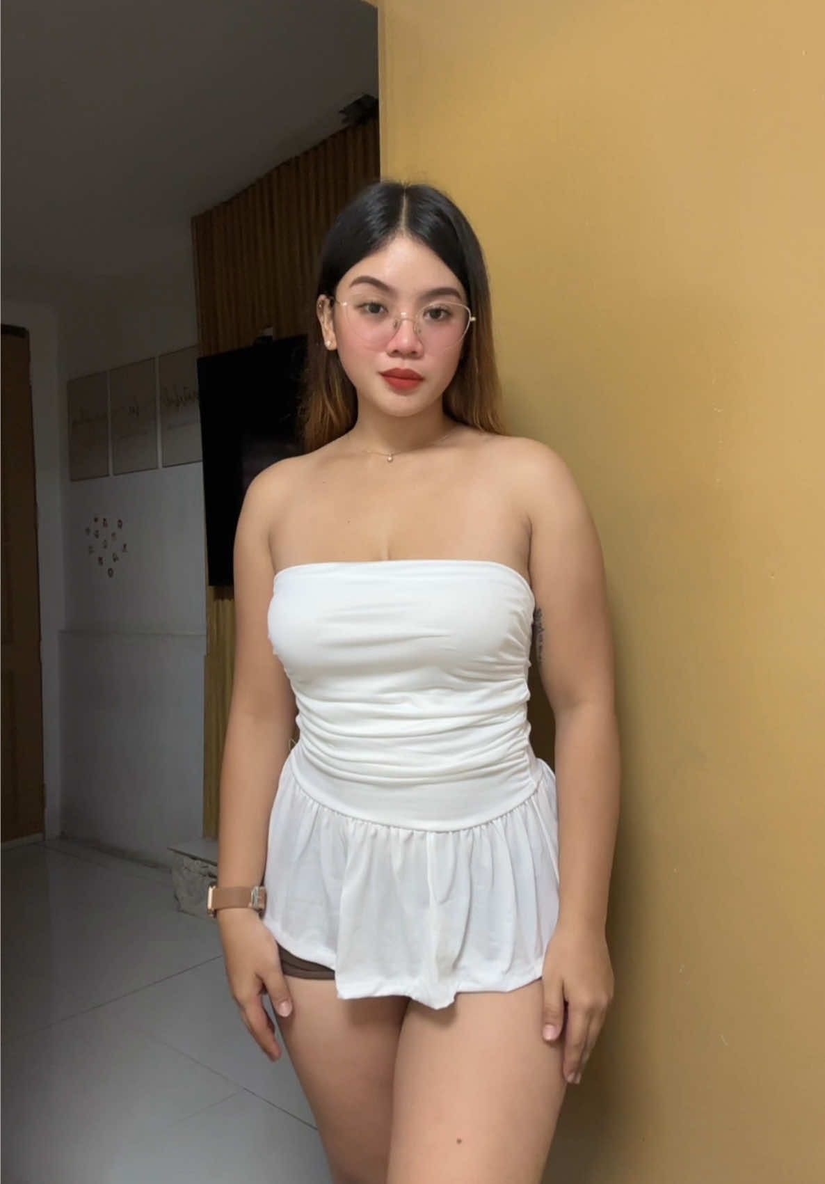 Buy 1 take 1 tube top na sobrang latina sa gandaaa😚