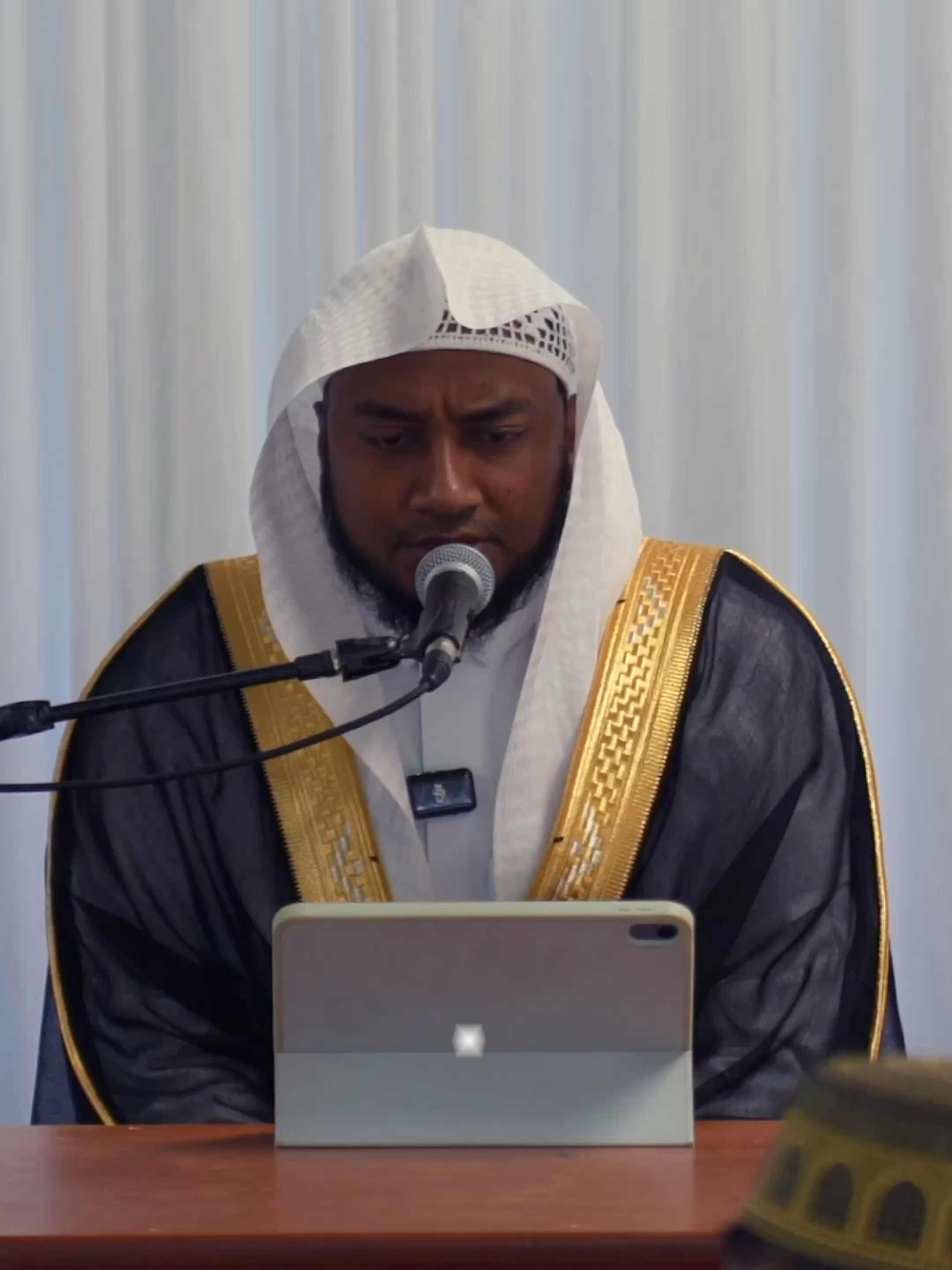📖 Qari Nazrul Islam – Qur’an Recitation (Part 1) This is just a short part — watch the full recitation on our YouTube channel. YouTube: Darul Ilm Birmingham