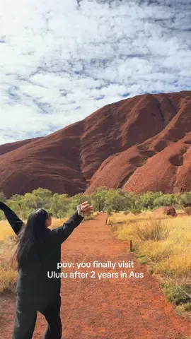 Uluru has been on the bucket list for sure however for a long time we struggled with figuring out when we were going to fit it into our travel plans. After spending a few days here, we’re so glad we took the extra effort of driving to Uluru and experiencing firsthand how special a big rock can make you feel!! We made some special memories here 😇✨ #uluru #seeaustralia #discoveraustralia #exploreNT #NTaustralia 
