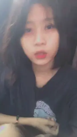 #ဟိုတစ်ယောက်ရှေ့တိုး.....အာဘွား😘 #လက်ပါရင်likeပးခဲ့ပါ🤚