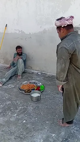 دردو بطنو يعني برقل احمر وبرقل احمر هوا عيش احمر #الشعب_الصيني_ماله_حل😂😂 