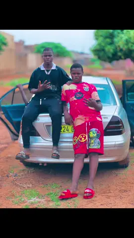 @Choco🥳Prince🤴_du_11Avril🦋 – @Zizi boy 🤞🥇 @Fils Traoré Roi 1616 @LE ROI 01 SEPTEMBRE 🔥🥰💧 @prince Balaou PDG @GASSEMBE 🕋BIIGA 🍀❤️ @@Ladjo Chee🛍🎭💸🇳🇬 @la petite gamine @thé réal lion 🦁💫🥷 @Ziza boy @🕸️King Abass 🕸️💫 @NIGA GND  🧠🌳👻 @Niga officiel 55 @•MOUMOUNE 𖤍  @Marie🥰❤️❤️ 