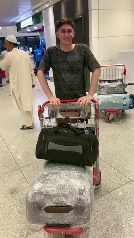 Visit to America 🥰🫶🏻#MJ #mubeenkhanoficail #travel #dubai #afg 