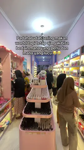 Gabisa lihat yang lucu2 😭😭  #fyp #siffakosmetikstore #siffakosmetikkendal #xybca #kendal24jam 