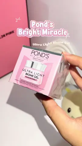udah gak perlu repot pilih antara  rawat skin barrier atau mencerahkan kulit, karna Ponds Bright Miracle Ultra Light Biome Gel BISA KEDUANYA!  dengan tekstur ringan, kulit siap menampung semua kandungan tanpa beban🫶🏻   @PONDSIndonesia  #pondsbiome  #pondsindonesia #moisturizer #moisturizerringan #pondsbiometokbuddies 