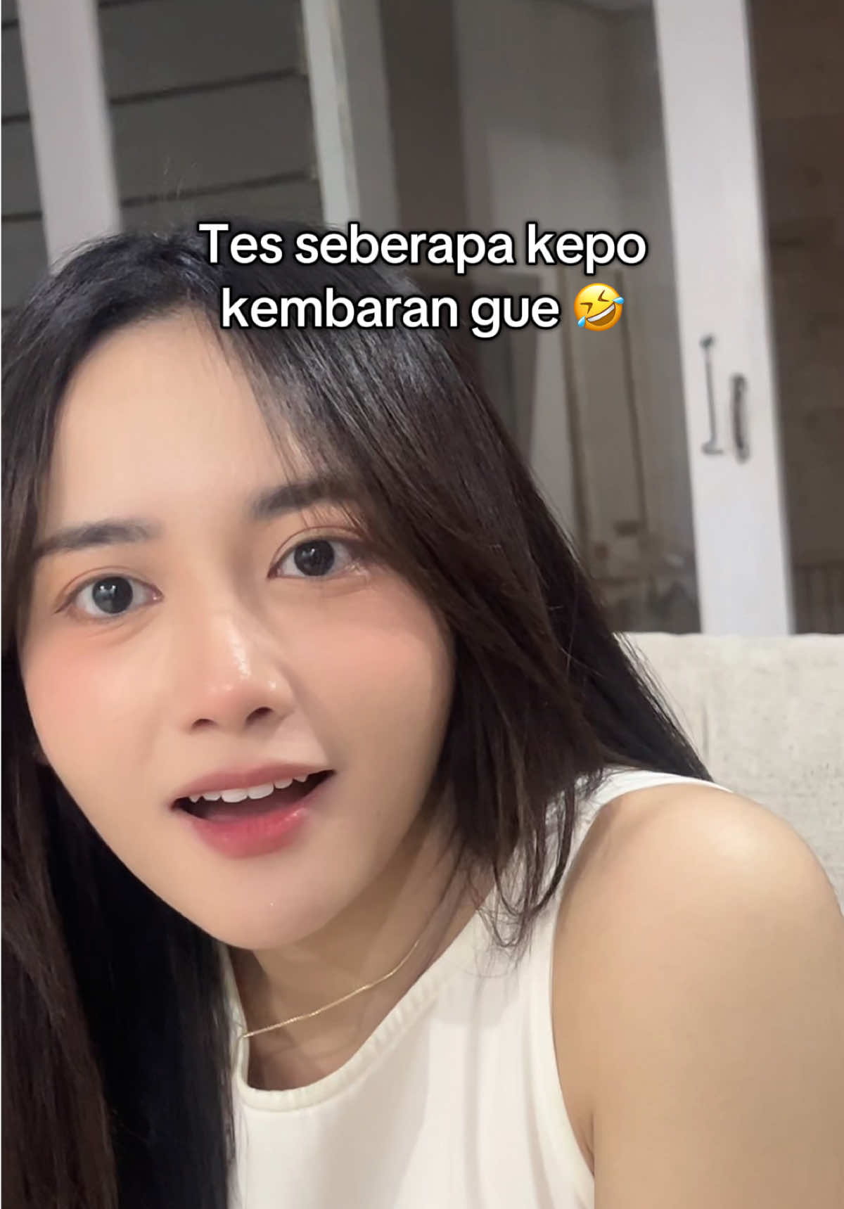 Punya kembaran kepo 😂 #prank #twins #twinsisters #fypシ゚ 