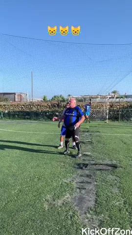 #Foryourpage #footballfunnymoments #matchday #football #creatorsearchinsights 