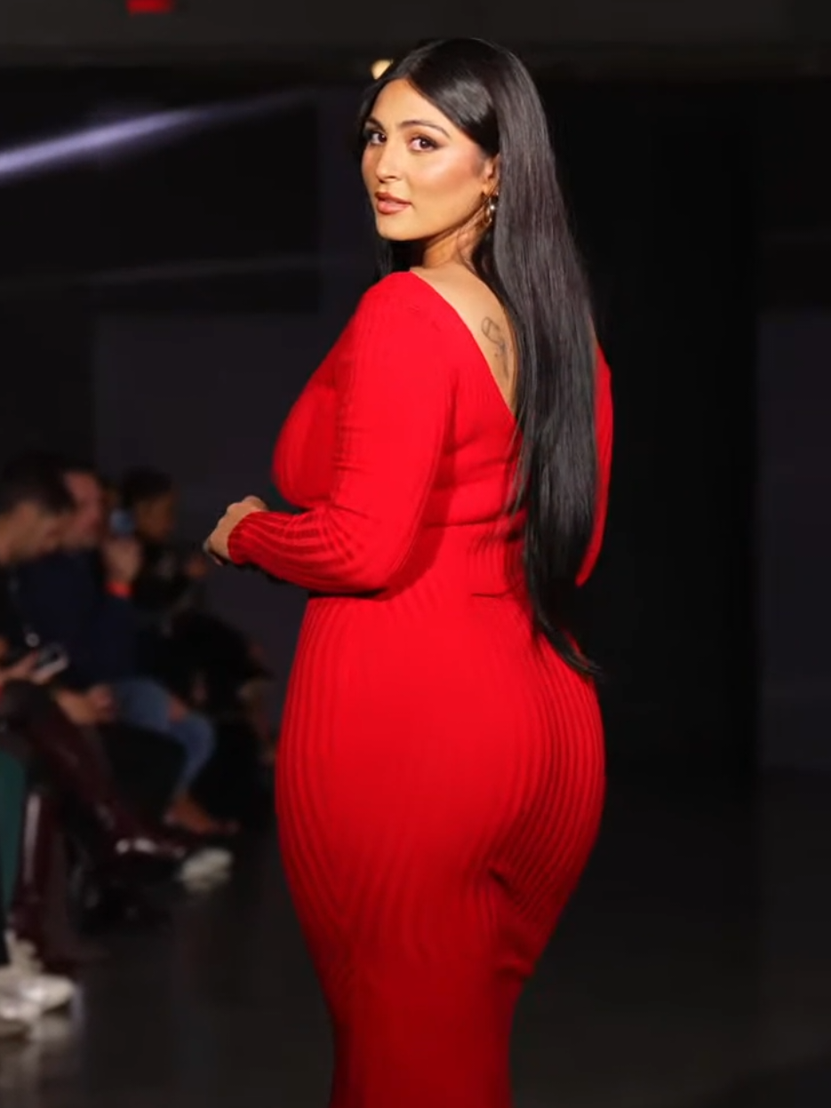 Unleash Your Style: Dress Inspiration #dressinspiration, #outfitideas, #fashiontutorial, #styleguide, #creatorsearchinsights 