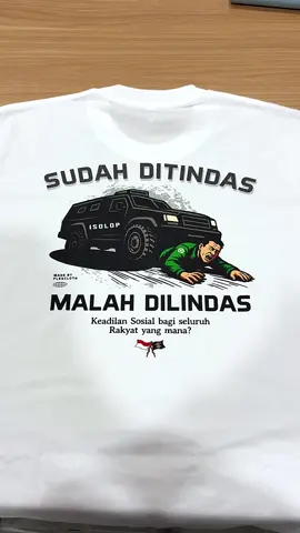 Jangan mau DITINDAS‼️ Rakyat harus bersuara. kita kompakan warga Indo pake baju ini 🇮🇩😎 #demodpr #ojoldilindas #ojol #koruptor #bajuviral