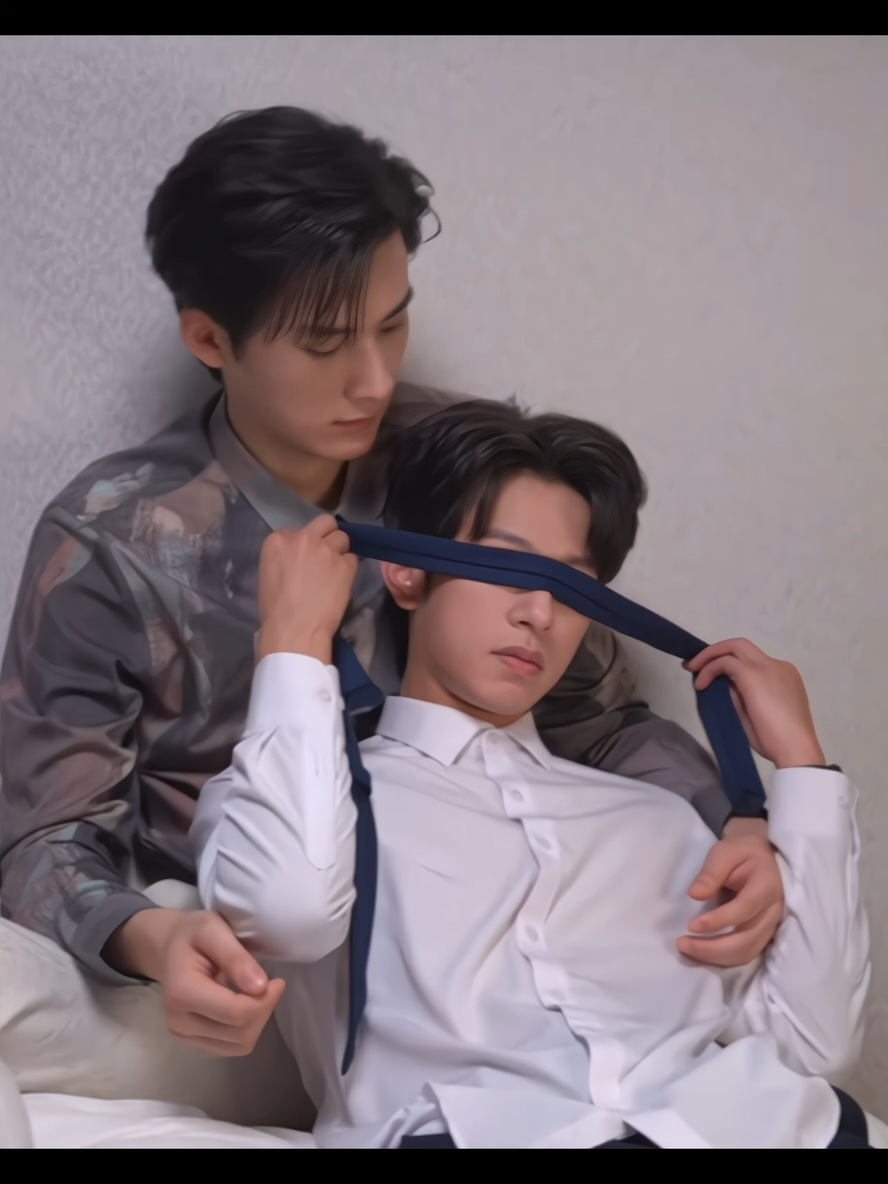 Oops!! 🫢 #DesireTheSeries #jiangheng #lipeien #boylove 