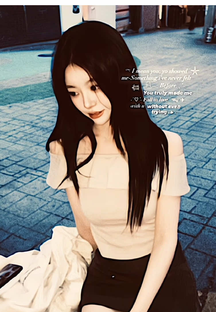 𓍯 #chellshia ; he’s my rock, when im dealing w problem, just be w me plss, i love u sm 🤍 @bintang #unflopme #4u [@Athlas ♡゙ ]