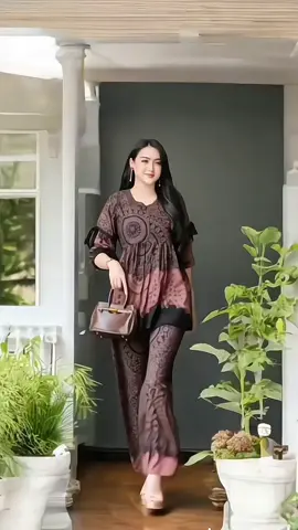 ONE SET SETELAN JUMBO 120 CM MOTIF STARLA  BAHAN RAYON PREMIUM ADEM NYAMAN DIPAKAI  #setelanjumbo #setelanpremium #bahanrayonpremium  #ademnyamandipakai  #fyp 