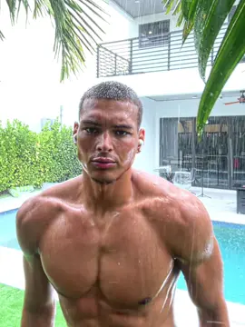 #marlon #marlonedit #fyp #viral #looks @Marlon 