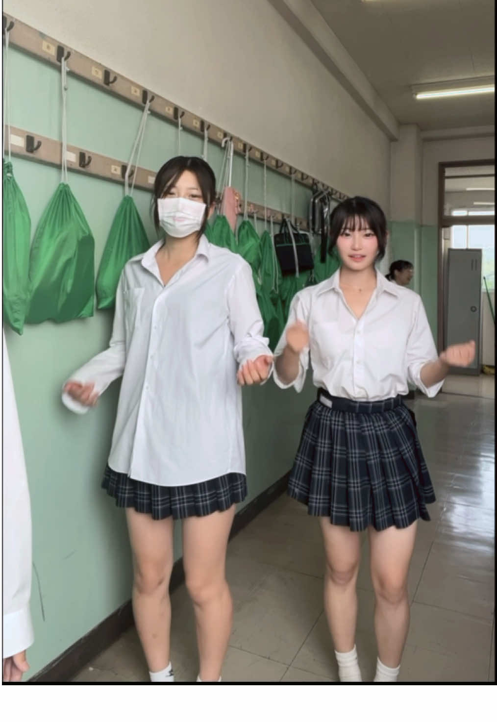 左の2人舐めてんな                                                 #二宮jk #fjk #二宮高校 #09 #fyp 