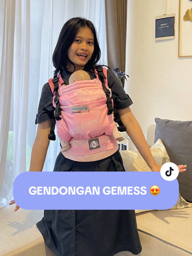 Yakin gamau miliki gendongan segemes inii moms 😍 Warna dan motif Activa Mark 3 ini lucuu bangett.. kalau mommy suka motif yang mana nih??  #gendonganlucu #gendonganaesthetic #gendonganmshape 