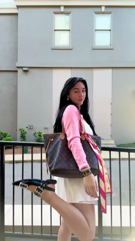 friday fit 💗😇  #fashion #OOTD #fyp #fashionschool #style 