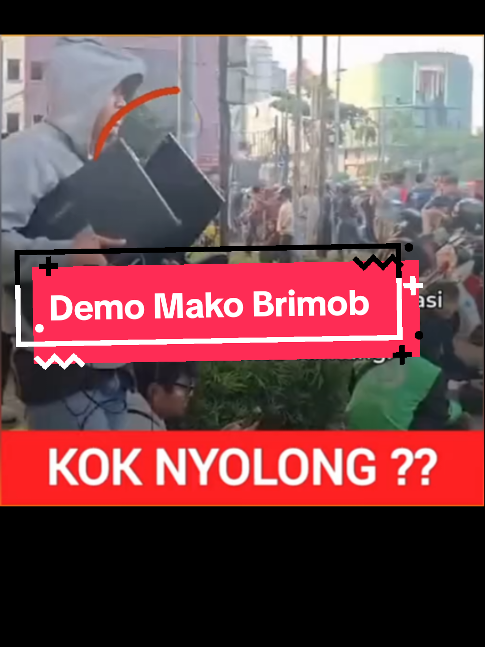 kalau mau demo asal sehat ya sah2 aja sesuai agenda. tapi ketika demo sudah di luar batasnya ya jangan salahkan juga aparat ketika bertindak, bukannya malah justru merasa di dzolimi.. seolah2 menindas rakyat.. #fyp #DPR #viral #demo #makobrimob 