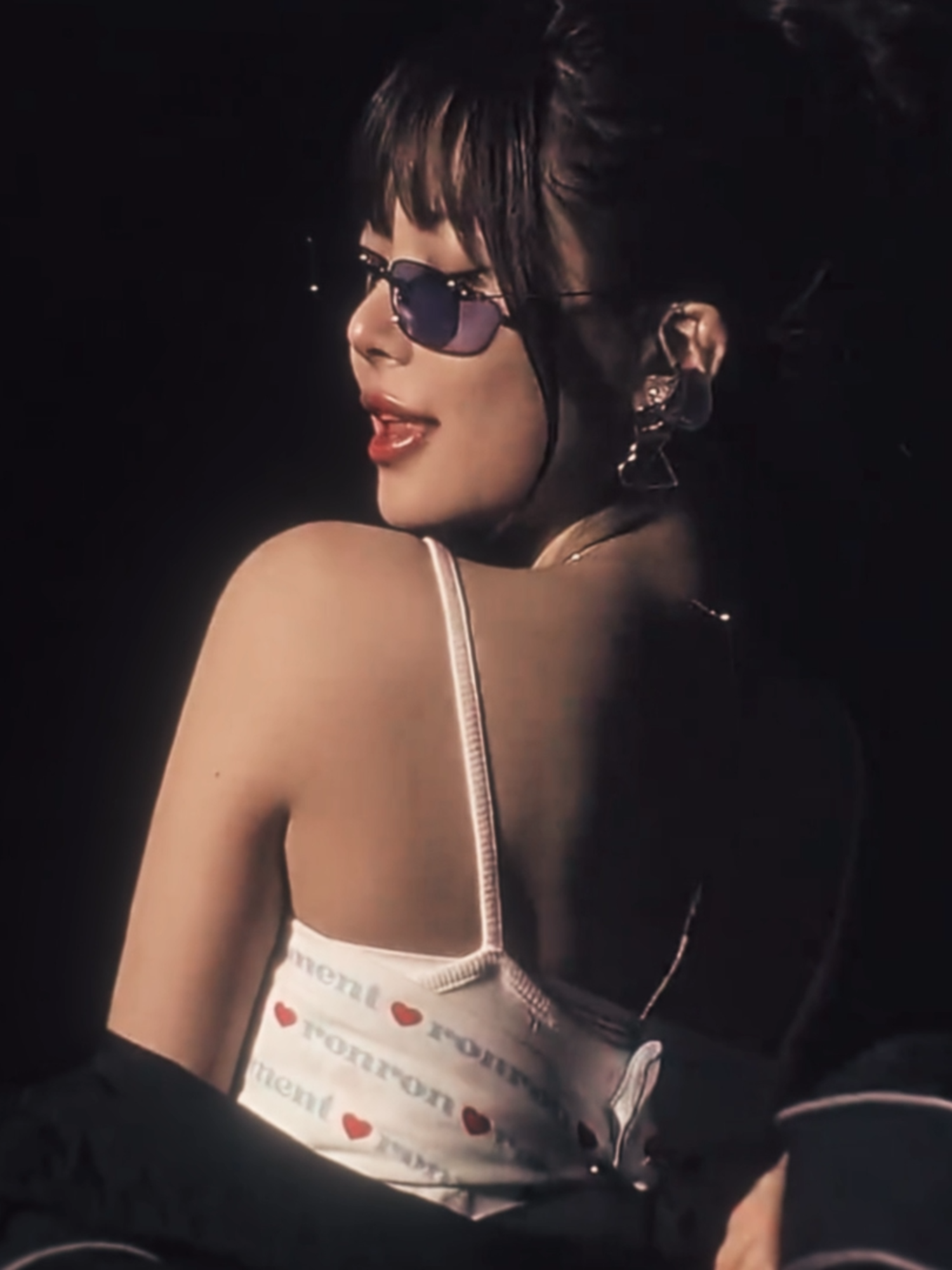those yunjin glasses mannn #eunchae #eunchaeedit #lesserafim #lesserafimedit #kpopedit