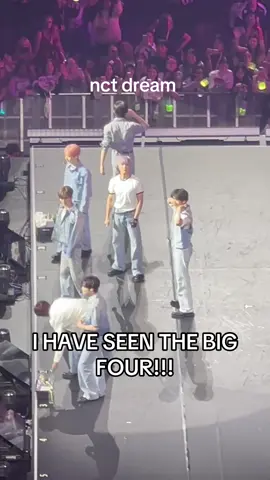 my life is complete now, need to do it again with jaeyong and winwin #smtown #nct127 #nctdream #wayv #nctwish 