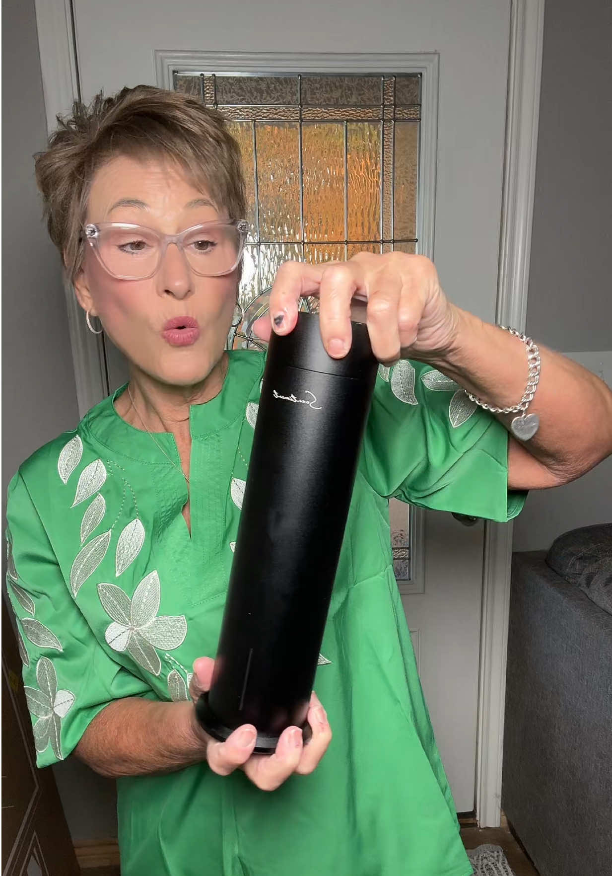 Your home with smell like a luxury hotel! #scentimentdiffuser #scentimentoildiffuser #tiktokshoplabordaysale #tiktokshopcreatorpicks #oildiffuser @Scentiment 