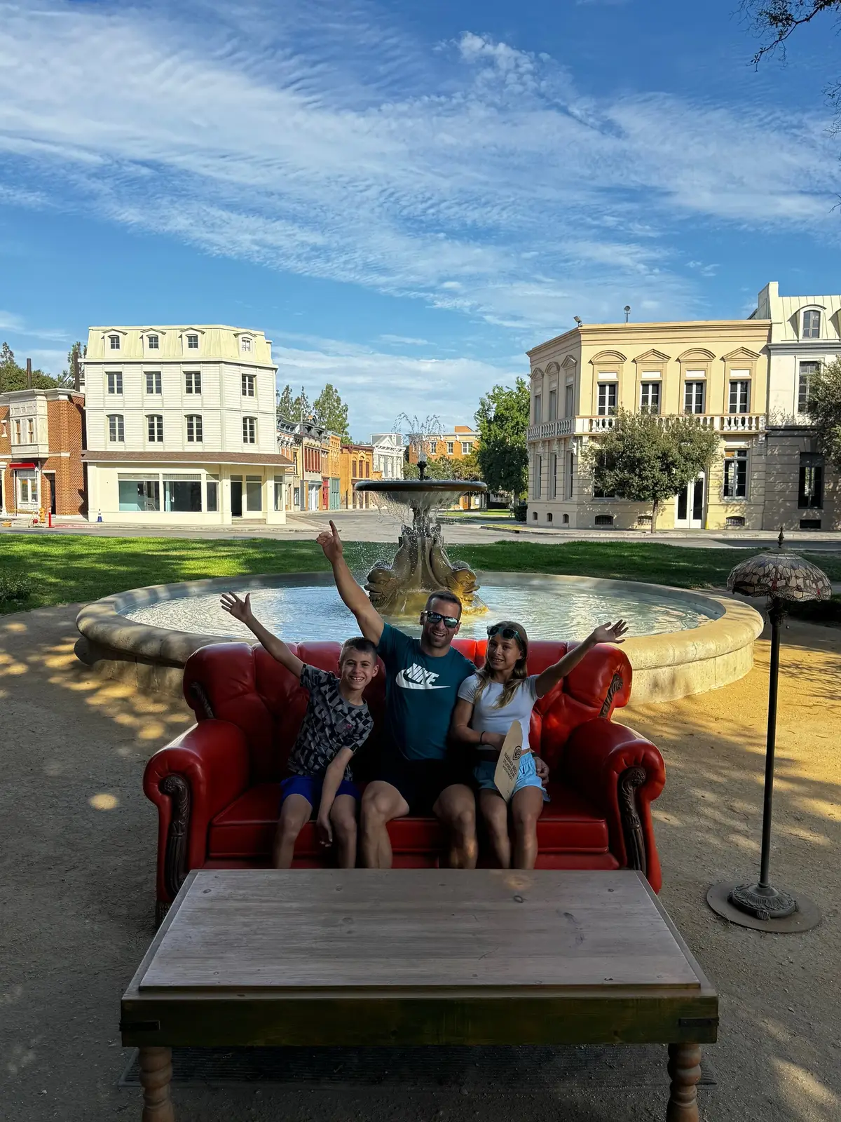 POV: You finally find the most famous couch in the world 👀. Could we BE any more excited? #Friends #FamilyFun #FriendsSet #familytime 
