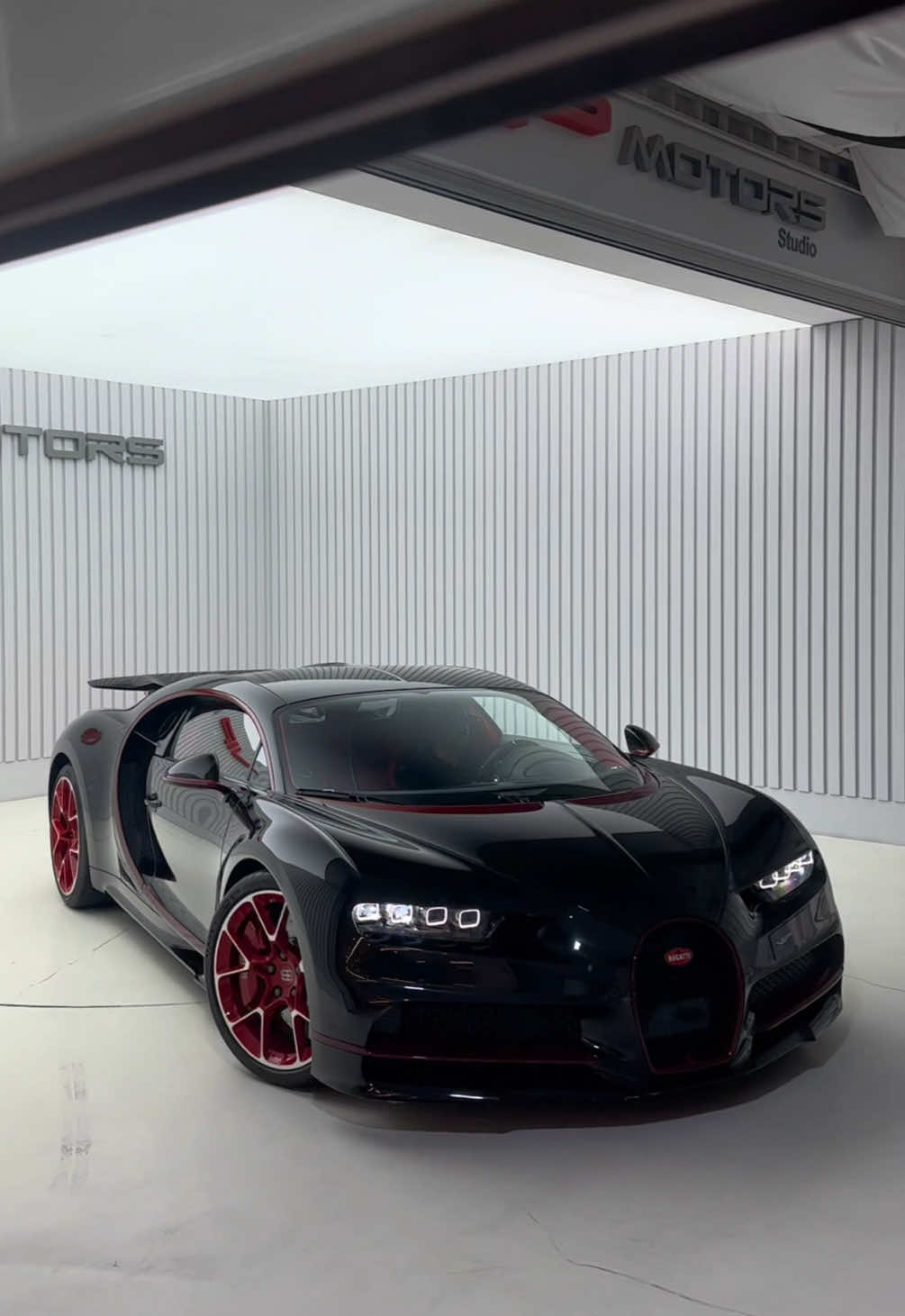 rumors says this exact chiron was last seen 6 years ago.. • #Bugatti #cars #carsoftiktok #fyp #viral 