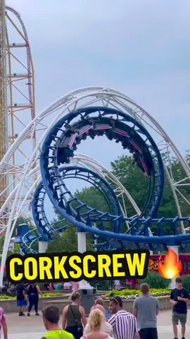 When it opened back in 1976, Corkscrew at @Cedar Point was the Worlds First Coaster with 3 inversions! #corkscrew #rollercoaster #cedarpoint #ohio #fyp 