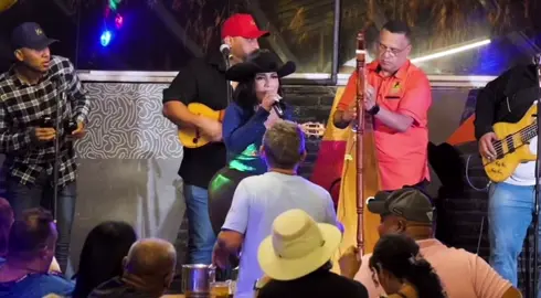 CUANDO TE VE, TE PERDONA! . De uno de los mejores compositores de mi amado país  🇻🇪  . @salvadorgamboacompositor  . DAAAALE CALOOOORRR 🔥🔥🔥🔥🔥 #paratiiiiiiiiiiiiiiiiiiiiiiiiiiiiiii #anzoateguiteenamora #viral_video 