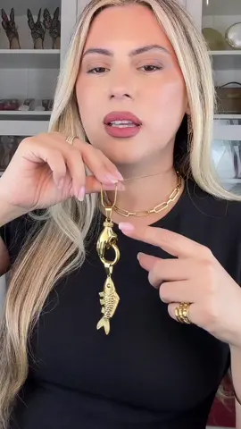 Gold chain hand #tiktokshopviral #tiktokshop 