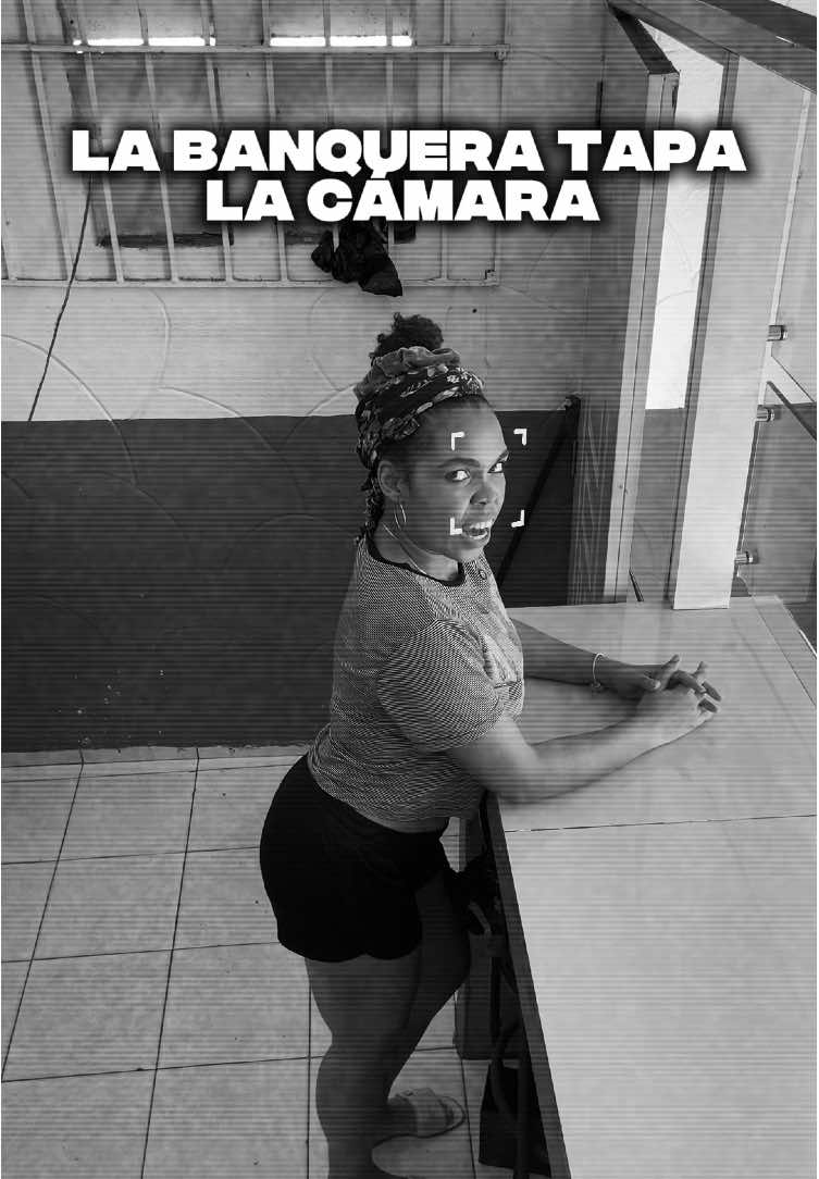 Ay camarita no sabía que 👄 #humor #banquera #camaradeseguridad #jefe #viral 