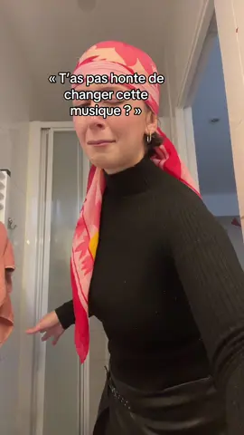 PLUS FORT (n’allez pas voir la traduction)