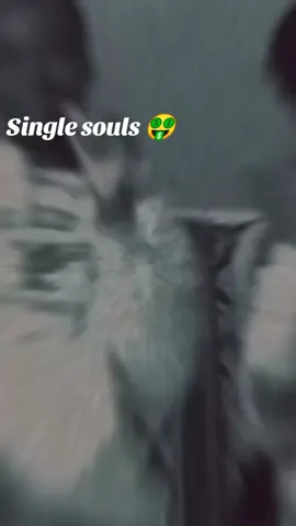 #CapCut #fhl @𝔓𝔞𝔰𝔰𝔴𝔬𝔯𝔡..!!🔑💭🏃 @💞Kesha❤️🤭 