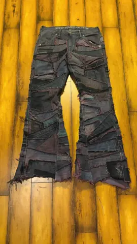 Follow ig @k1ngz.121 #fyp #patchwork #patchworkjeans #flaredjeans #rework 