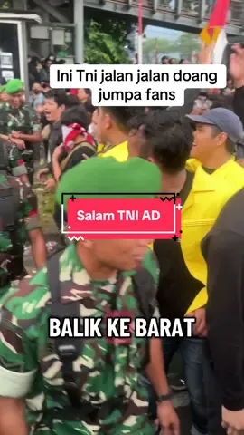 Uncle sih suka sama TNI baik dan netral ga pake kekerasan Revolusi indonesia butuh perubahan .. #ojolviral #demodpr #poldametrojaya #fyp #revolusi 