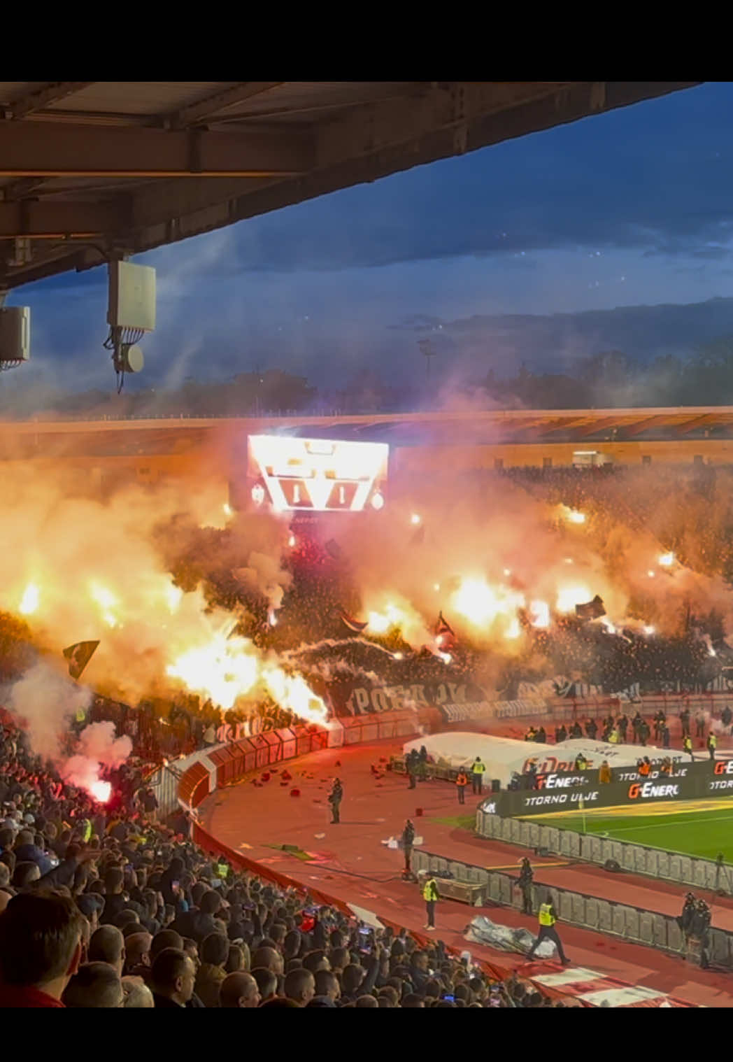 FK Crvena Zvezda - FK Partizan Serbian Ultras 🔥 #football#belgrade#partizan#crvenazvezda#derby 