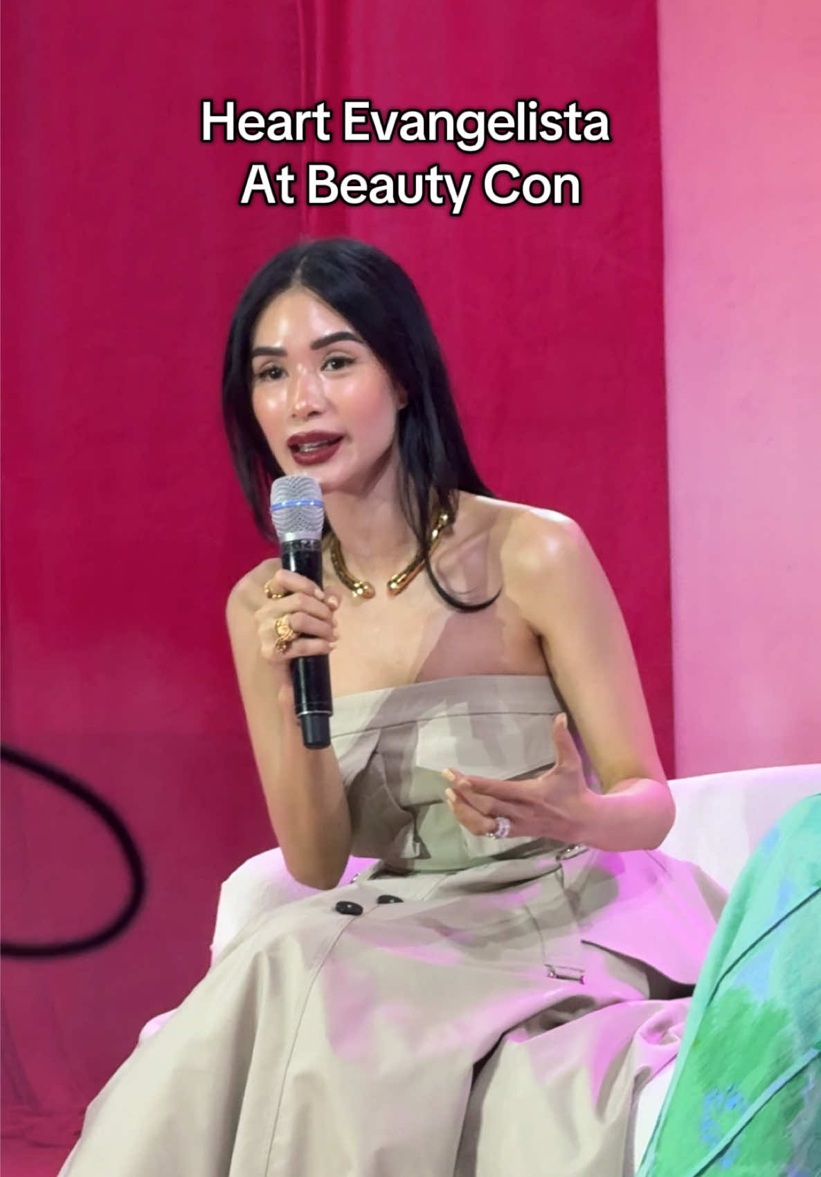 Nice to see you at Watsons Beauty Con, Ms. Heart! Sobrang ganda 🥰 #heartevangelista #beautycon2025 #watsons @heart Evangelista 