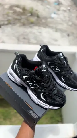 New Balance 530🔝 📦Envíos a todo país  💳Tarjeta/Tranferencia  📲 9404-5817   Tu tienda Online de Preferencia ✨