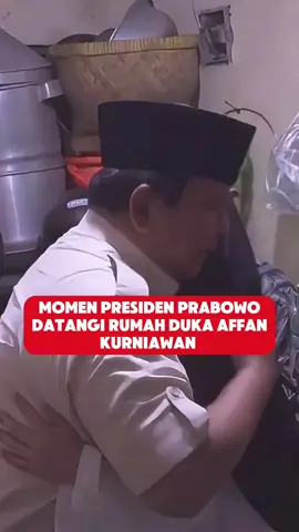 Momen haru saat presiden Prabowo Datangi Rumah Suka Affan Kurniawan Malam ini  Ini adalah bukti Pemimpin yang merasakan Luka Rakyatnya..  #ojol #fyp #PrabowoPapaDunia #PresidenKhatulistiwa #trending