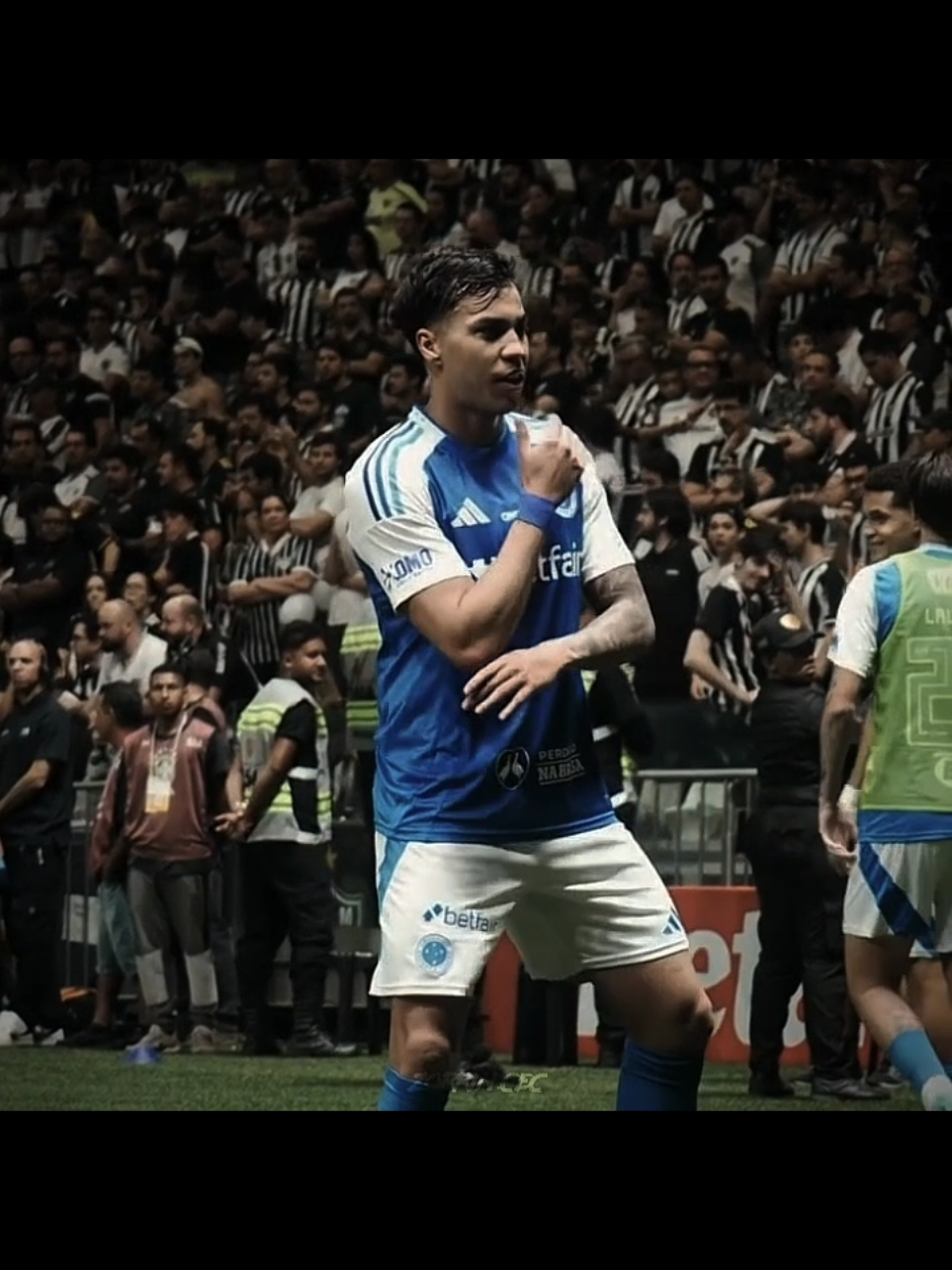 Quem não seguir é atleticano ⚠️  #cruzeiro #fyp #edit #kaiojorge #dança 