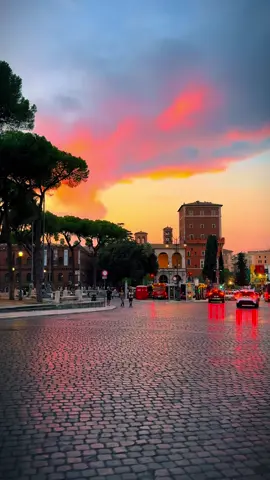 Portami con te ❤️‍🩹 #roma #rome #italia #italy #tramontobellissimo 