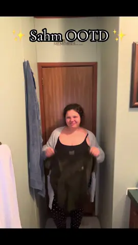 We love a good ootd 🤍🤍 #OOTD #sahmootd #transtions #easyootd #relatable 