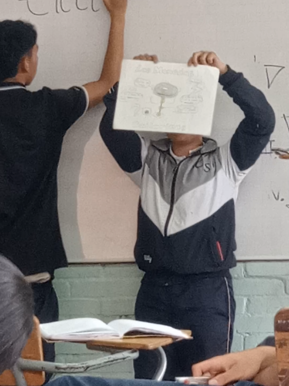 Callando bocas (de los que creían en Willi)  #grupode3 #foryou #willi #cartelera #exposición 