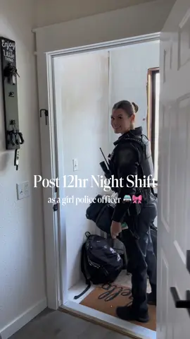 been gone for a min, enjoying my summer <3☀️   #policeoftiktok #policeofficer #girlcops #copsoftiktok #policegrwm #latina #community 