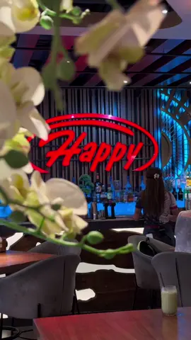 happy + weekend = perfect combo💛 #happy #PiccadillyEats #LondonFoodie #BestRestaurantLondon 