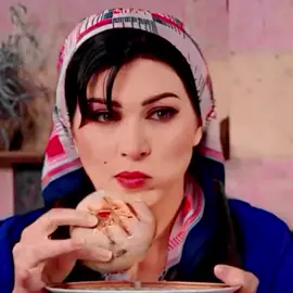 باب الحارة ام زكي والكبة المشوية 🥹🤤 #باب_الحارة #ابو_شهاب #معتز #viral #fyp #لايك #الشعب_الصيني_ماله_حل😂😂 #باب_الحارة🔥 