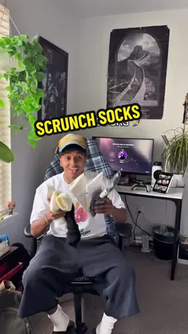 scrunch socks are live 🎯 #fyp #shoes #socks #sneakers #sneakerhead 