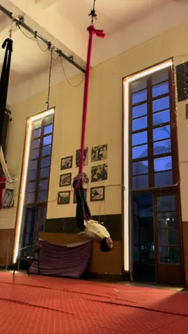 #explore #trend #fyp #aerialist #aerialhammock #mennayehia #mohab ❤️#الرحلة 