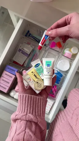 Organizando minha gaveta filha única do banheiro 🫧💐💓 Ficou perfeita 🥹 #girlythings #organizacao #BeautyTok  ID ORGANIZADORES: 2AHR0G-QX9X Link mercado livre: https://mercadolivre.com/sec/2qRzKwA #OMelhorDaBeleza #MercadoLivreModa @Mercado Livre Moda 